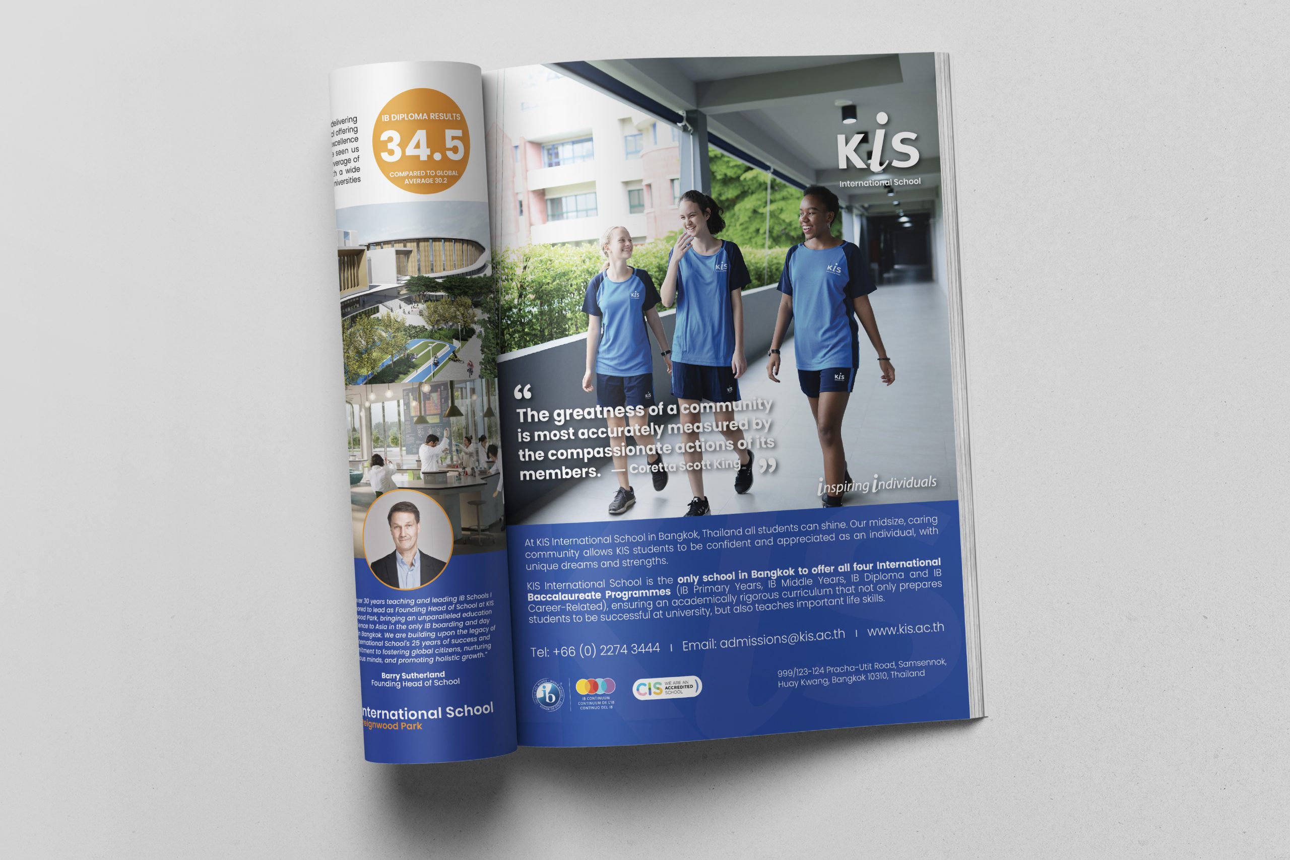 Showcase Magazine-08